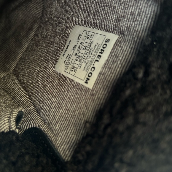 Sorel Tofino II Black Gum Women's
Winter Boots Size 9.5 - Picture 8 of 9